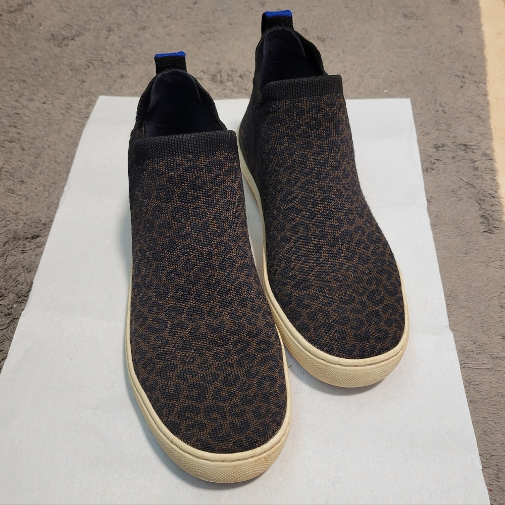 Stylish Leopard Print Women's Rothy bootie